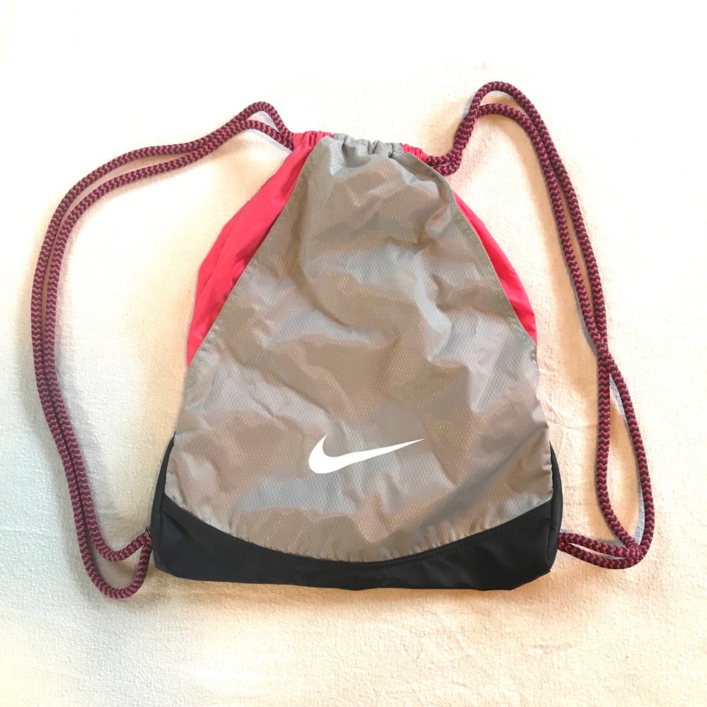 Nike Pull-string Bag - Picture 3 of 3